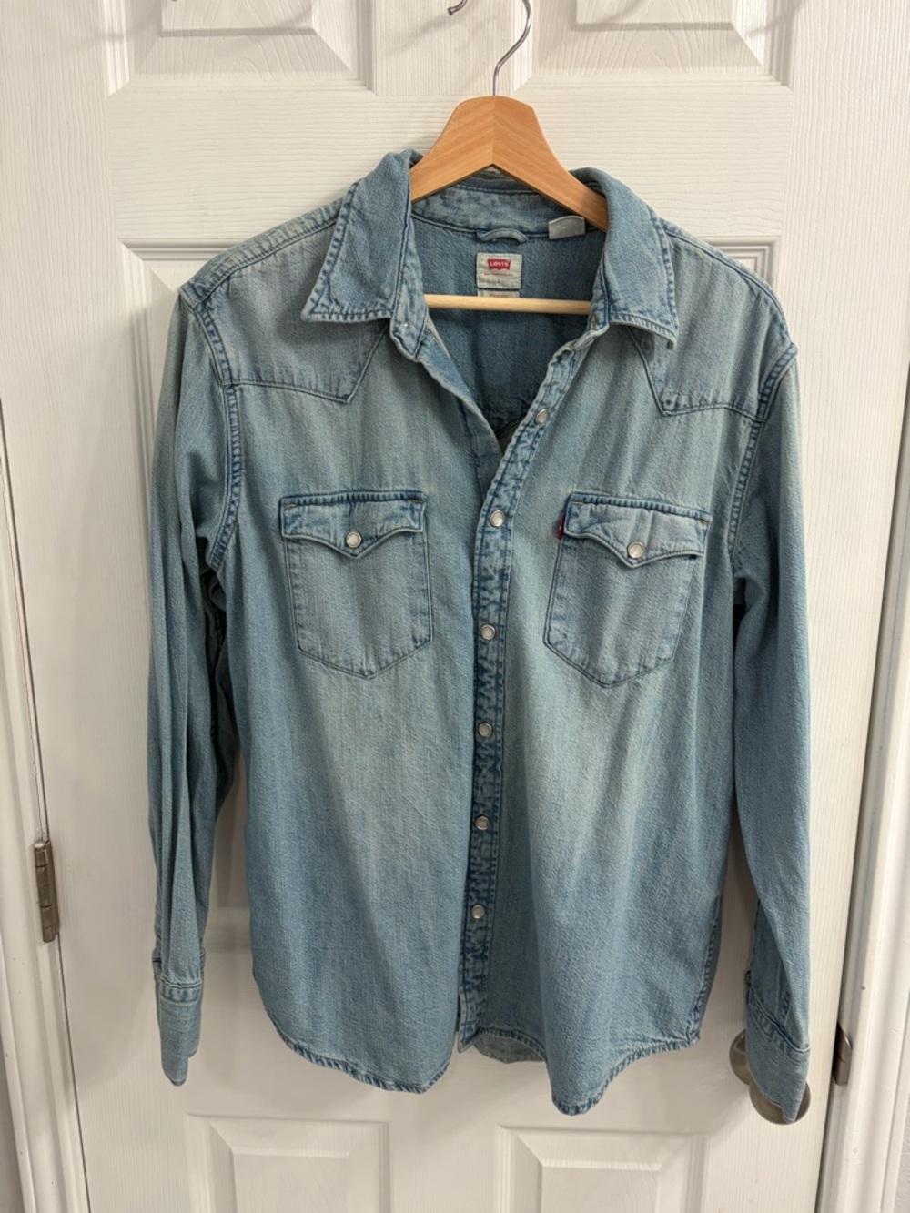 Levi's Light Blue Denim Western Shirt - Casual Button-Down